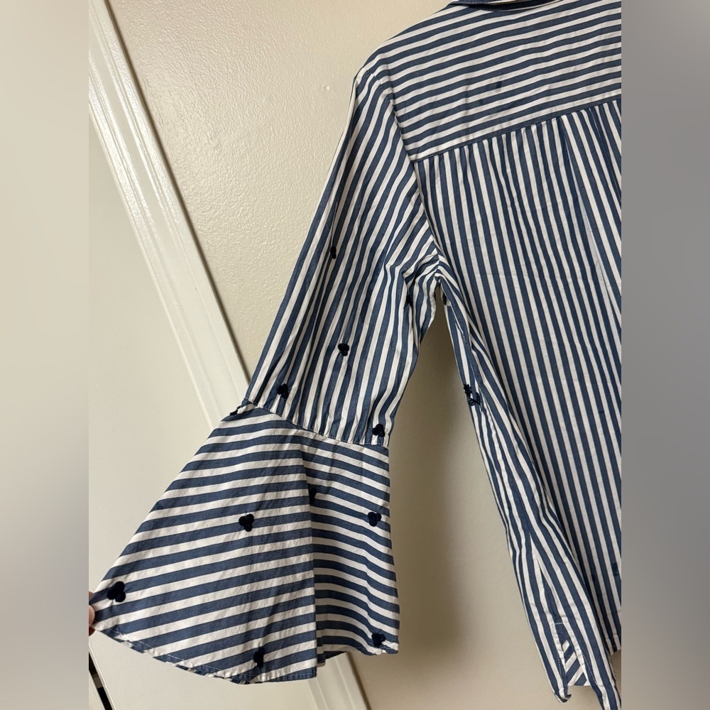 Charter Club relaxed fit navy Striped Button-Up Shirt with Embroidery - Picture 4 of 7